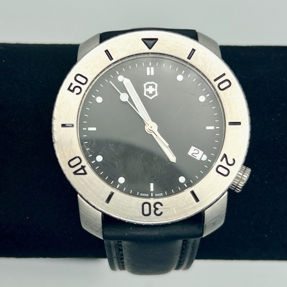 Victorinox Swiss Army Mens Sub-Racer V7-10 Swiss Divers 100M Watch Working - Picture 7 of 11